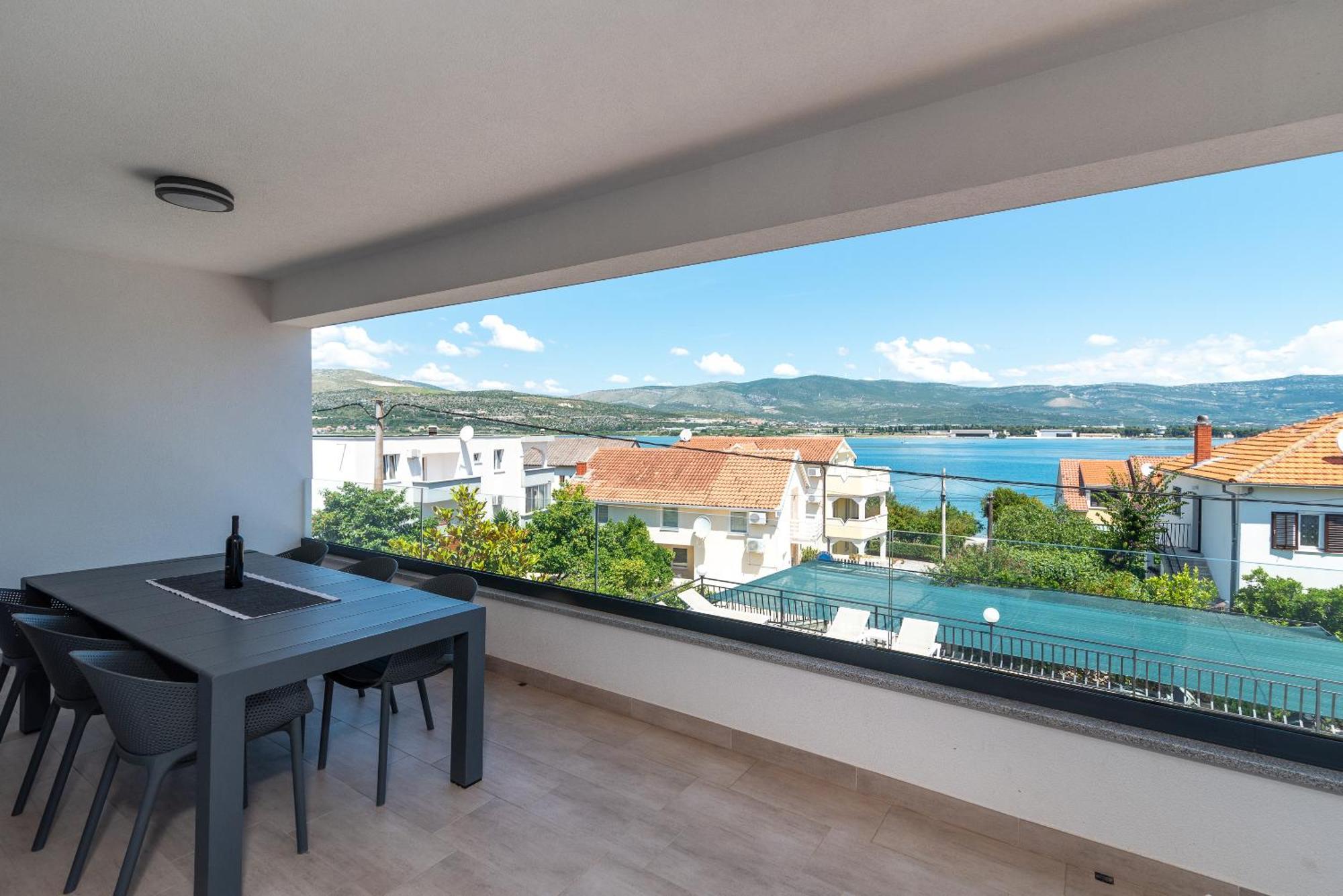 Maca Apartments & Suites Трогир Экстерьер фото