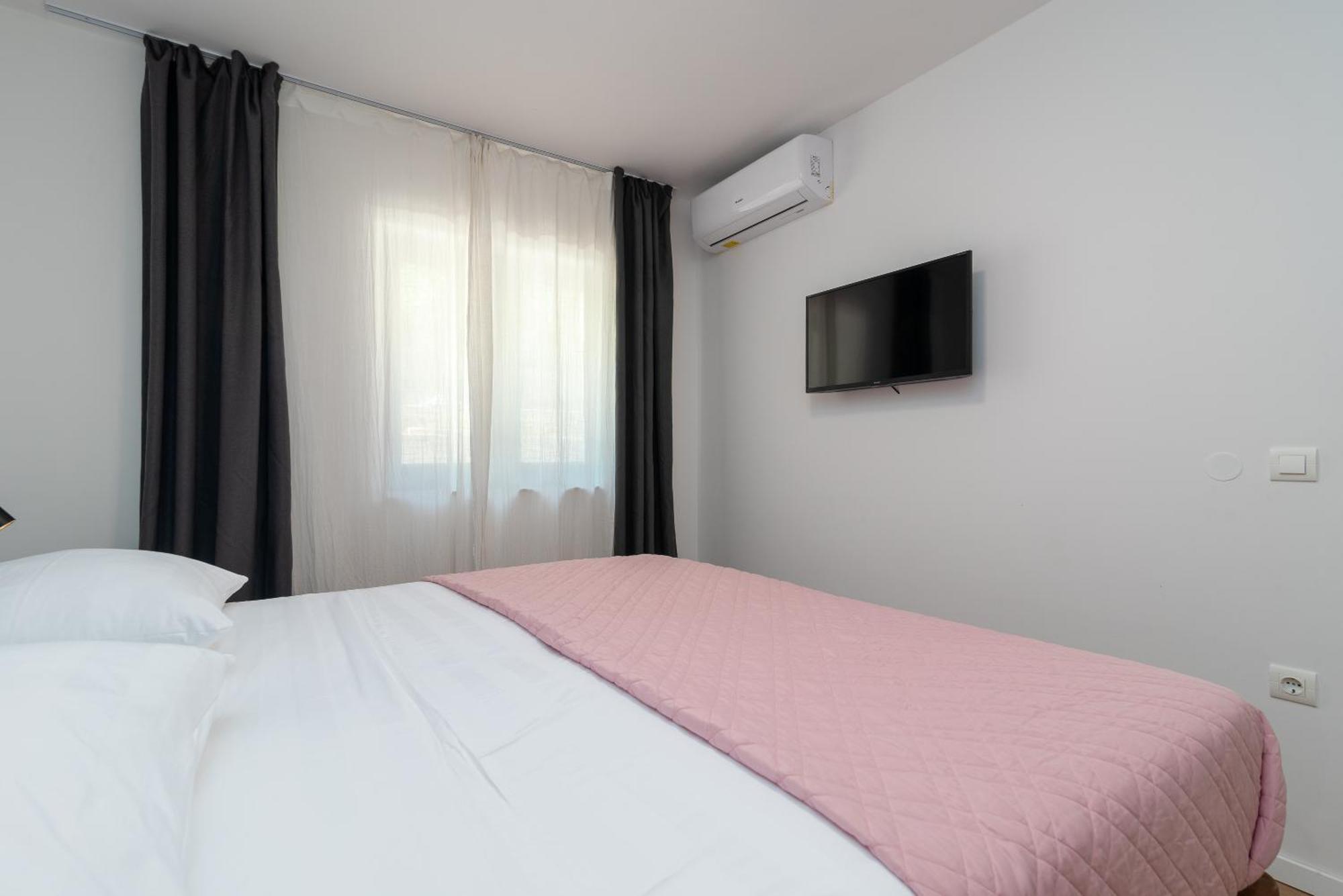 Maca Apartments & Suites Трогир Экстерьер фото
