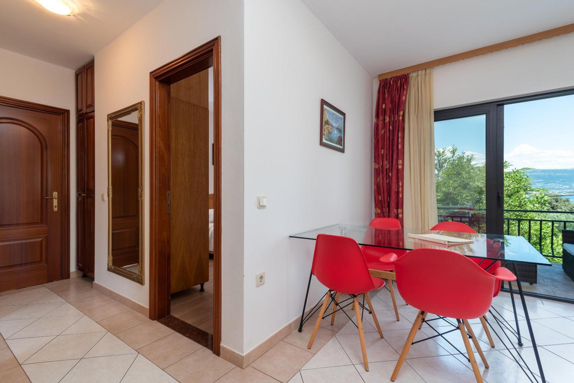 Maca Apartments & Suites Трогир Экстерьер фото
