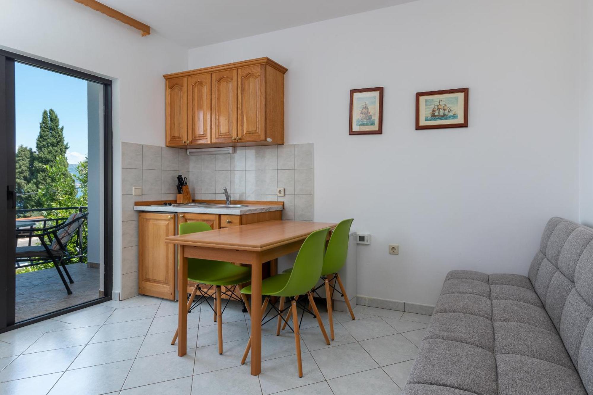 Maca Apartments & Suites Трогир Экстерьер фото